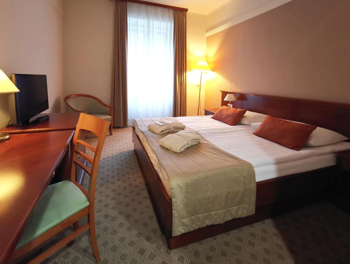 Grand Hotel Rogaska Premium โรกัชกา สลาทินา ภายนอก รูปภาพ