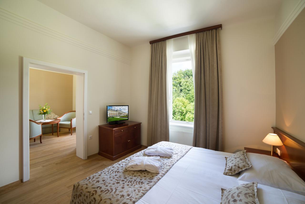 Grand Hotel Rogaska Premium โรกัชกา สลาทินา ภายนอก รูปภาพ